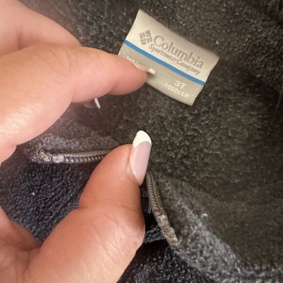COLUMBIA Fleece Jacket Toddler Size 3T GRAY Outerwear Full Zip - Picture 3 of 3